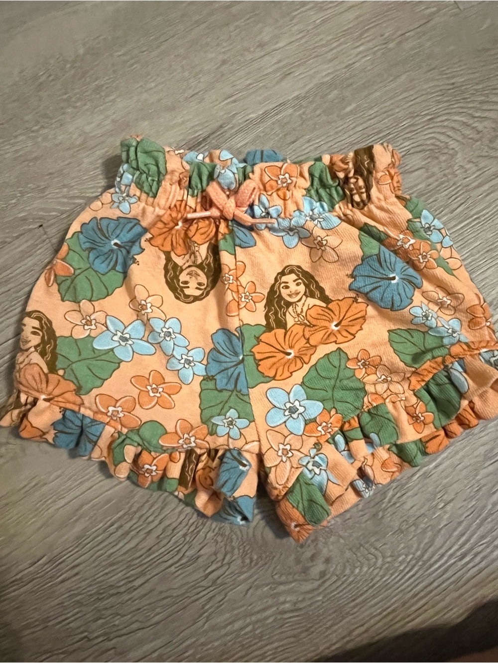 Disney Moana 2 Peach Floral Shorts w/ Ruffle Hem, size 3T